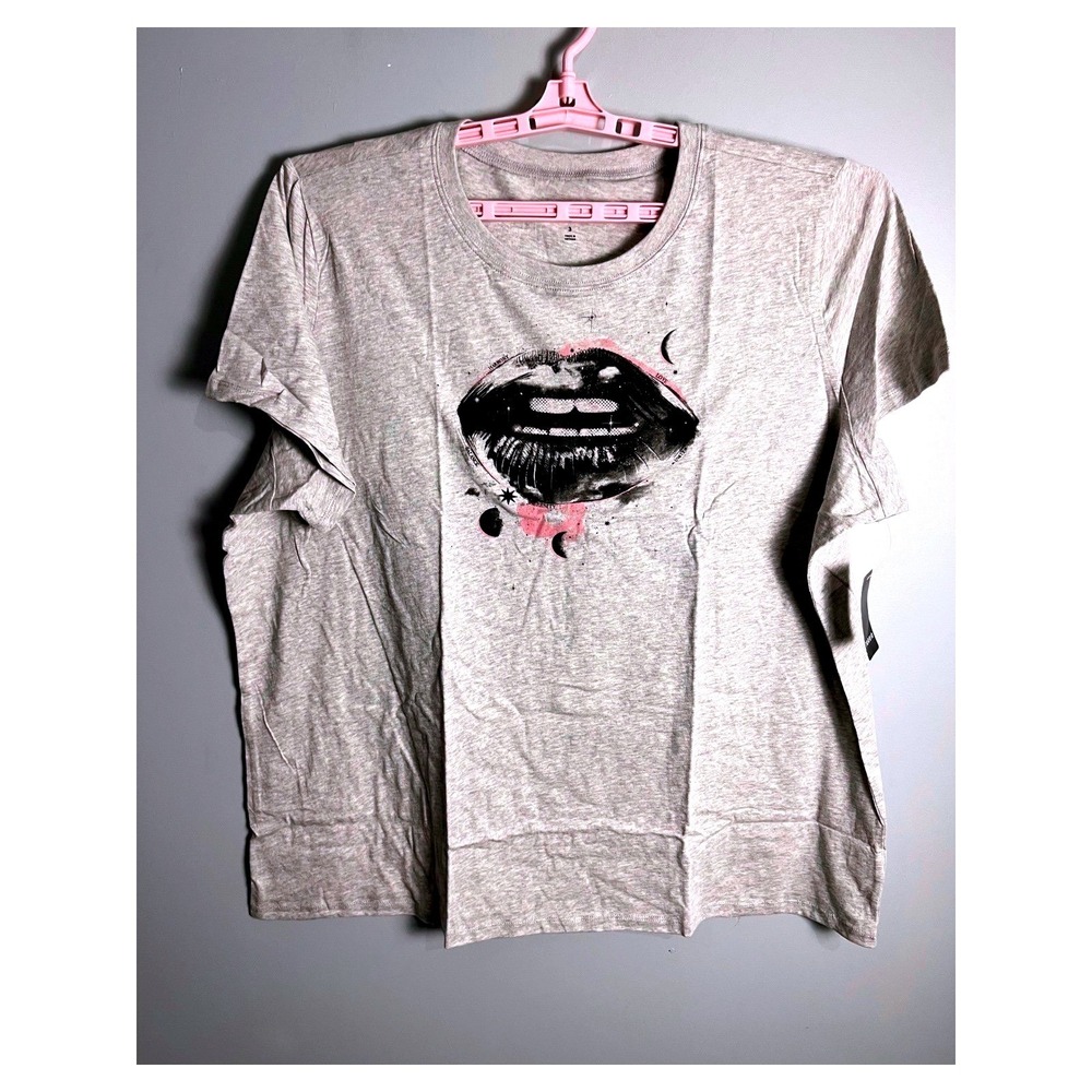 TORRID Classic Fit Heritage Jersey Crew Tee Lips Graphic NWT 4X